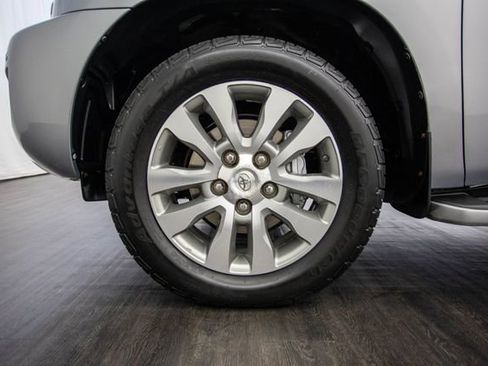 Used 2014 Toyota Sequoia Limited image 47