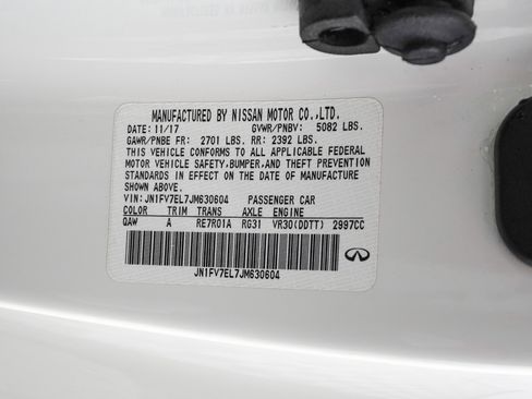 Used 2018 INFINITI Q60 Red Sport 400 w/ Pro Active Package image 29