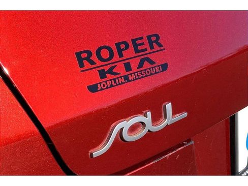 Used 2022 Kia Soul X-Line image 27