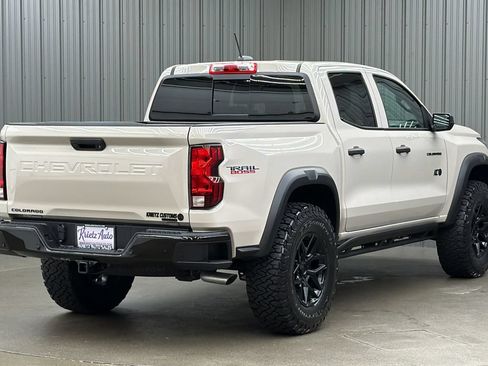 Used 2026 Chevrolet Colorado Trail Boss AWD/4WD image 5