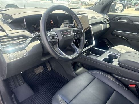 Certified 2024 GMC Acadia Elevation w/ Black Edition FWD image 10