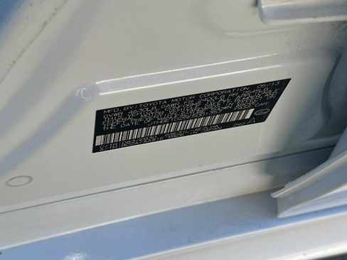 Used 2014 Lexus IS 350 image 20