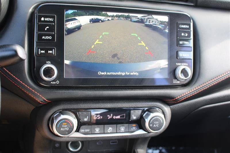 Used 2024 Nissan Versa SR FWD image 13
