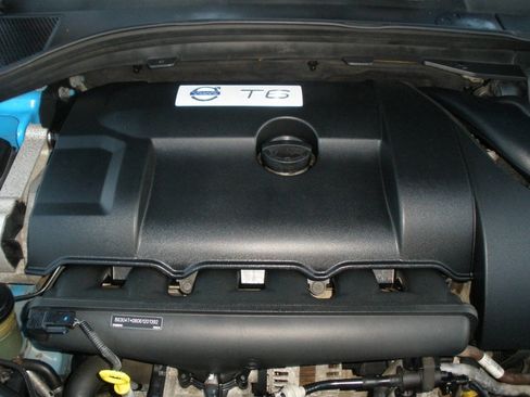 Used 2013 Volvo XC60 T6 image 12