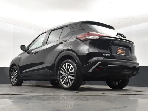 Used 2024 Nissan Kicks SV FWD image 12