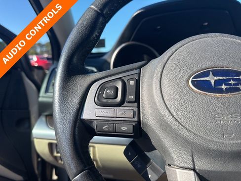 Used 2017 Subaru Outback 2.5i Limited image 9