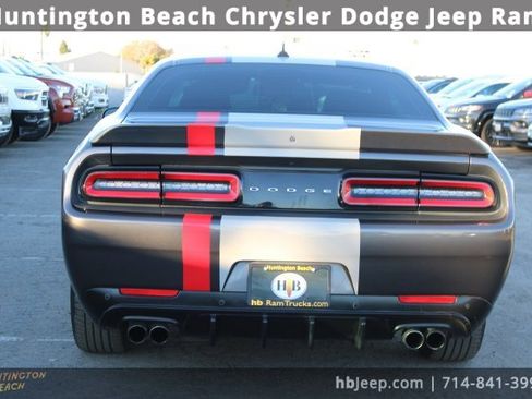 Used 2019 Dodge Challenger GT w/ Plus Package image 4