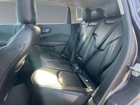 Used 2020 Jeep Compass Limited image 13