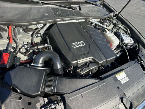 Used 2024 Audi A6 Premium Plus image 9