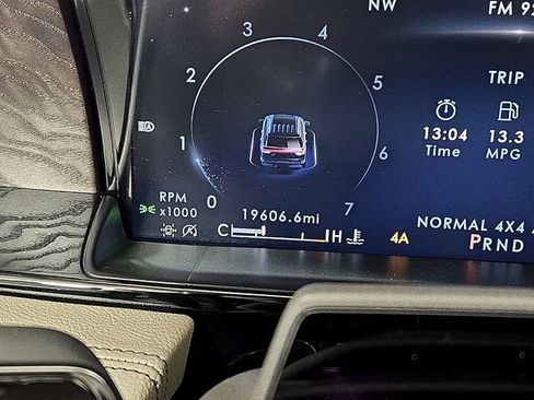 Certified 2024 Lincoln Navigator L Reserve image 22