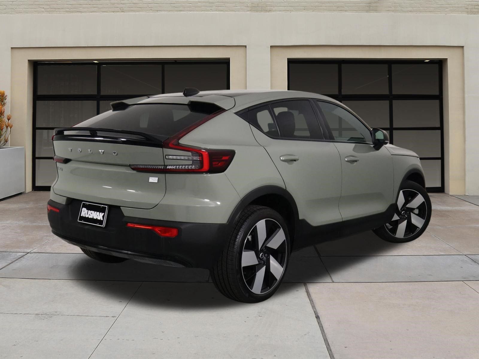 Used 2023 Volvo C40 P8 Recharge Ultimate AWD/4WD image 4