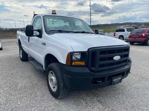 Used 2006 Ford F250 XLT image 4