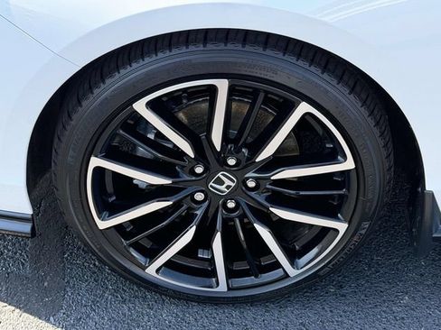Certified 2025 Honda Accord Touring image 5