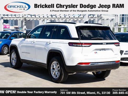 New 2025 Jeep Grand Cherokee Laredo X w/ Luxury Tech Group I image 7