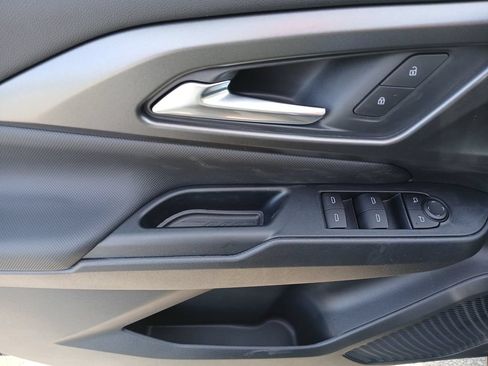New 2026 Chevrolet Equinox EV LT w/ Comfort Package FWD image 23