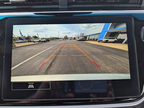 Used 2023 Chevrolet Bolt LT w/ Driver Confidence Package FWD image 24