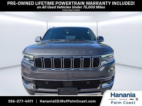 Used 2022 Jeep Wagoneer Series III w/ Flexible Seating Group AWD/4WD image 9