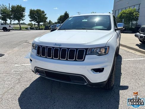 Used 2022 Jeep Grand Cherokee Limited AWD/4WD image 11