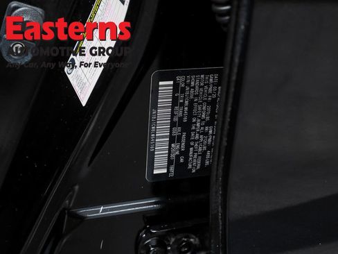 Used 2020 Nissan Rogue Sport S image 28