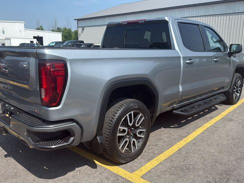 Used 2023 GMC Sierra 1500 AT4 w/ AT4 Premium Package AWD/4WD image 12