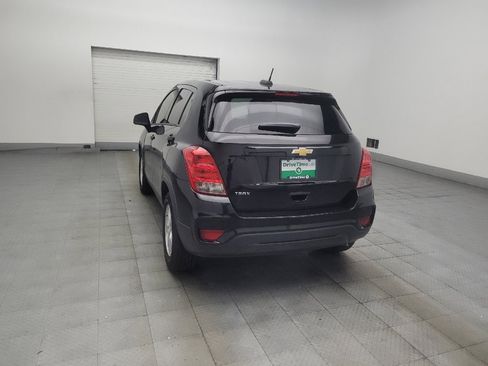 Used 2020 Chevrolet Trax LS w/ Tint and Cruise Package FWD image 5