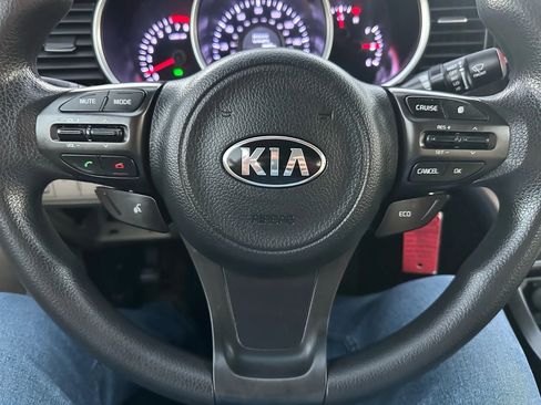 Used 2014 Kia Optima LX image 11