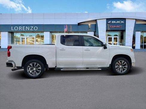 Used 2025 Chevrolet Silverado 1500 LT image 4