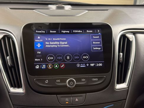 Used 2024 Chevrolet Malibu LT FWD image 19