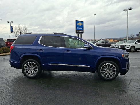 Used 2023 GMC Acadia Denali w/ Denali Technology Package image 7