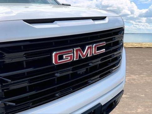 Used 2025 GMC Sierra 1500 Elevation w/ Elevation Premium Package AWD/4WD image 34