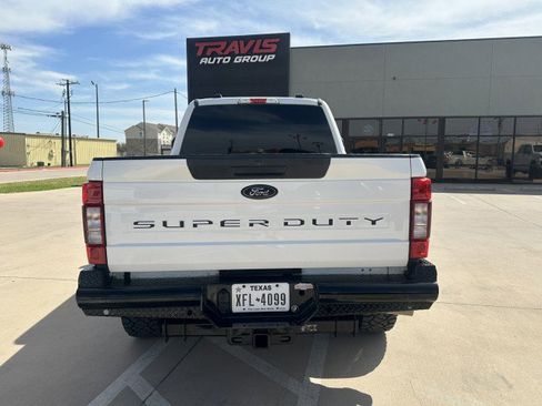 Used 2022 Ford F250 XLT w/ FX4 Off-Road Package image 8