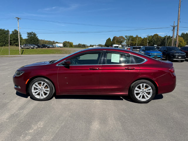 Used 2016 Chrysler 200 Limited Platinum FWD image 2