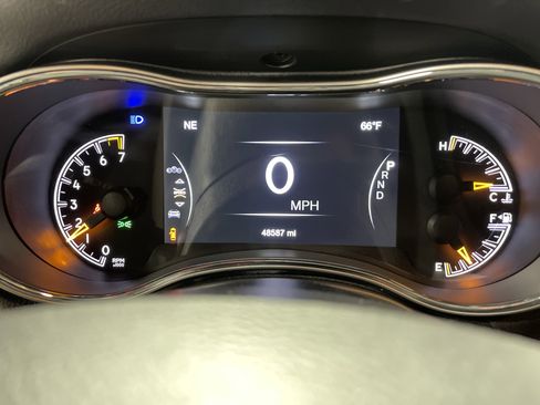 Used 2021 Jeep Grand Cherokee 80th Anniversary w/ Quick Order Package 28K 80th image 22