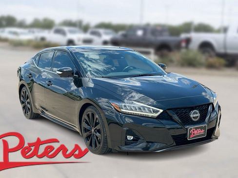 Used 2023 Nissan Maxima SR w/ Sport Mat Group FWD image 1