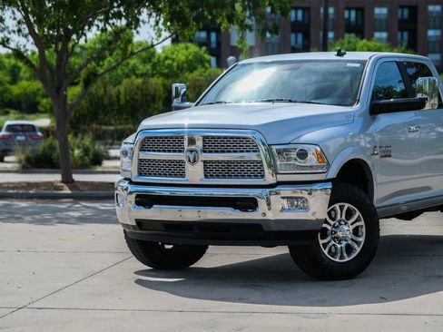 Used 2017 RAM 2500 Laramie image 8