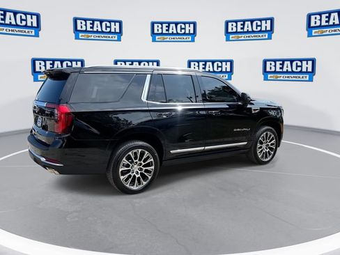 Used 2025 GMC Yukon Denali w/ Sun & Power Step Package AWD/4WD image 8
