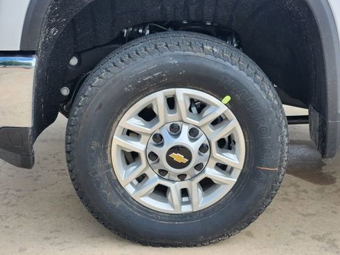 New 2026 Chevrolet Silverado 2500 W/T w/ WT/CX Safety Package AWD/4WD image 18