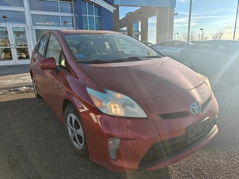 Used 2014 Toyota Prius Two image 4