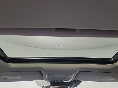 Certified 2022 Honda Accord Touring image 23