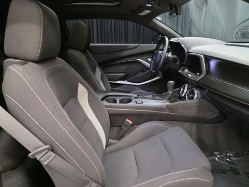 Used 2018 Chevrolet Camaro SS w/ Redline Edition RWD image 29