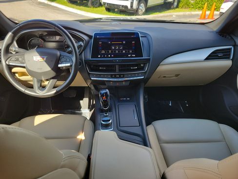 Used 2024 Cadillac CT5 Luxury RWD image 16