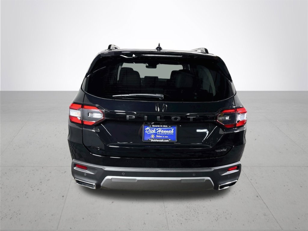 New 2026 Honda Pilot Touring image 7