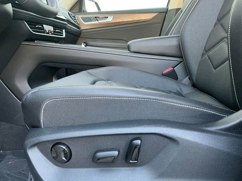 New 2026 Volkswagen Atlas SE image 21