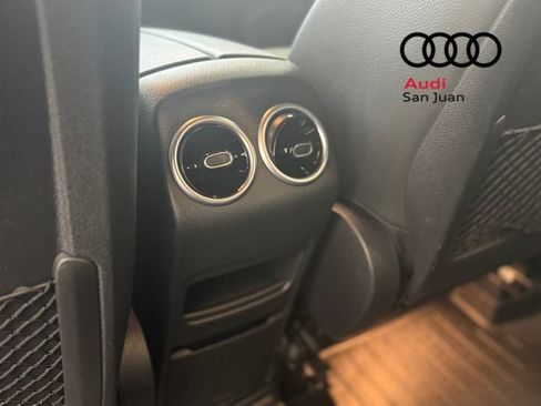 Used 2020 Mercedes-Benz GLB 250 image 28