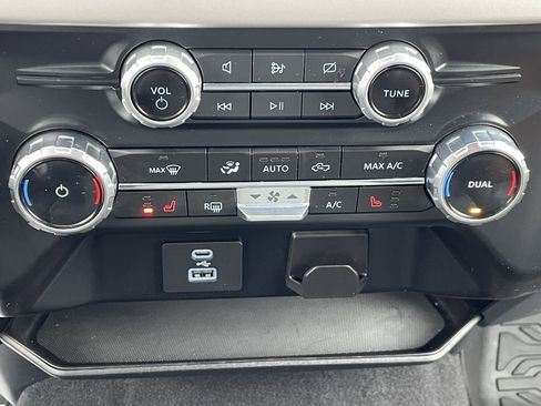 Used 2023 Ford F150 XLT w/ Equipment Group 302A High image 24