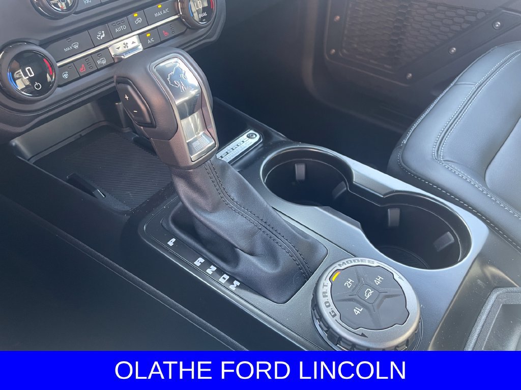 New 2025 Ford Bronco Outer Banks AWD/4WD image 15
