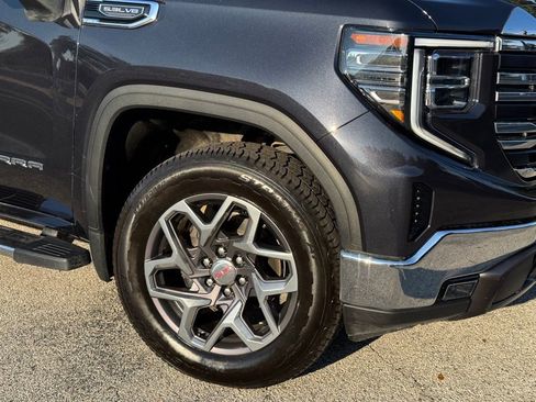 Used 2023 GMC Sierra 1500 SLT w/ SLT Premium Package image 13