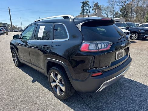 Used 2020 Jeep Cherokee Limited image 5