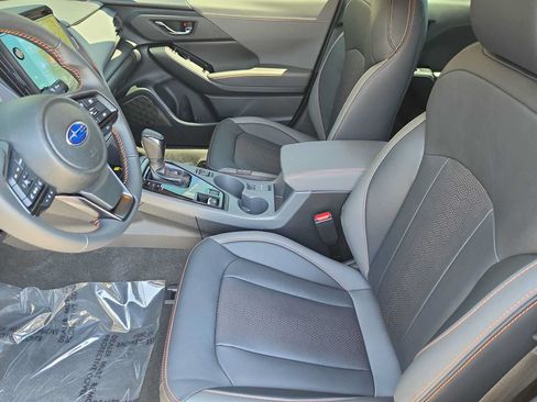 Used 2025 Subaru Crosstrek 2.5i Limited w/ Crosstrek Mirror Package AWD/4WD image 15