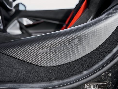 Used 2024 McLaren 750S image 43